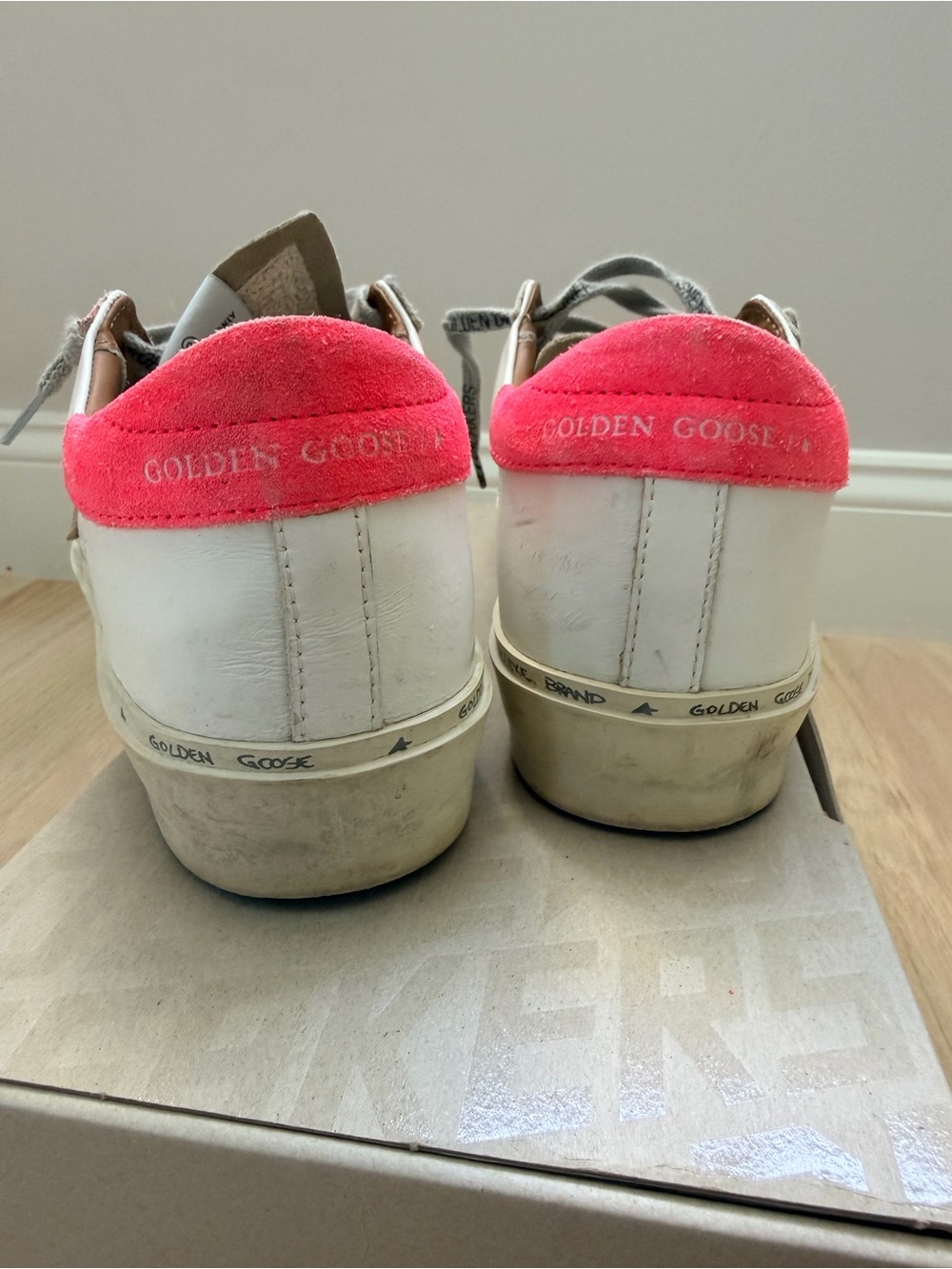 Golden Goose White Leather Super-Star Sneakers with Pink Heel - Picture 5 of 9